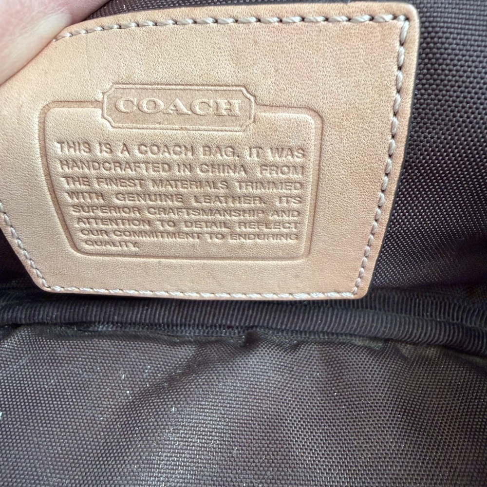 Coach Brown Signature Vanity Case - With COA - Picture 6 of 11
